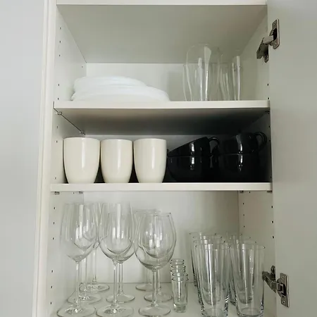 The Right Coast With Free Private Parking Apartment *