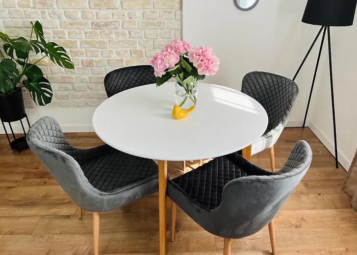 The Right Coast With Free Private Parking Апартаменты Рига