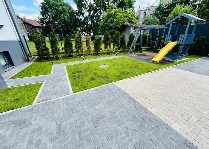 The Right Coast With Free Private Parking Апартаменты